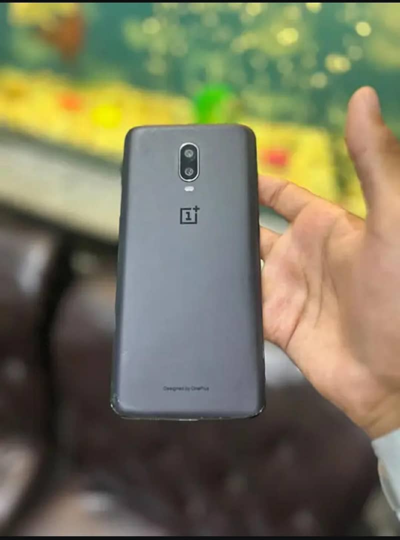 One Plus 6T 1