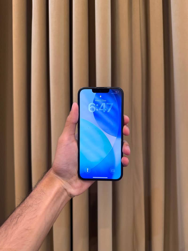Apple iPhone 13 3