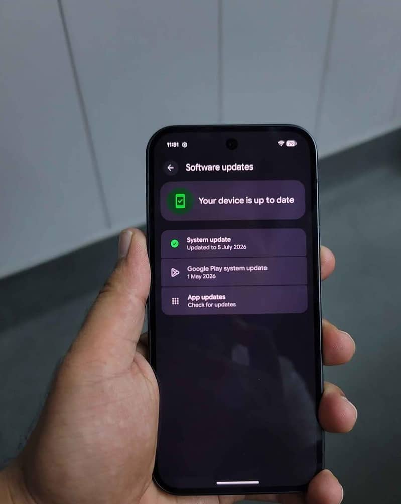 Google Pixel 9 5