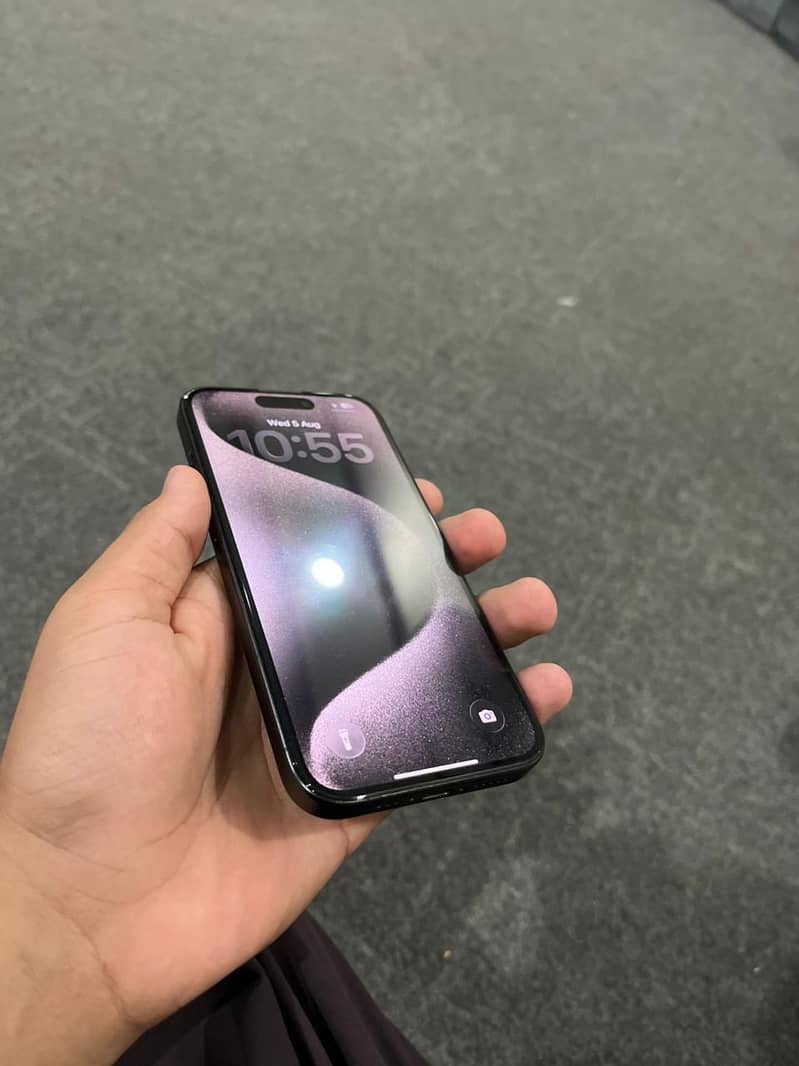 Apple iPhone 15 Pro 6