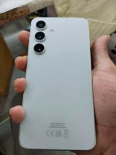 Samsung Mobile S24 8/128 non pta