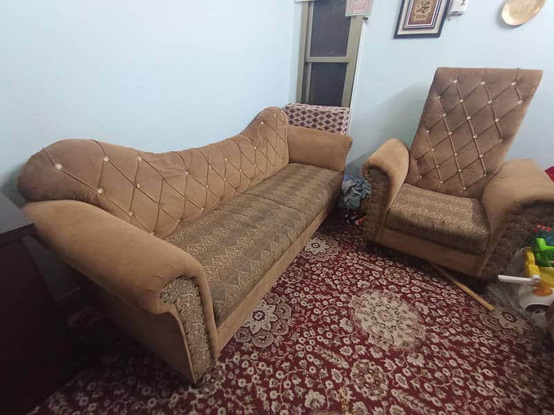 selling sofas 3