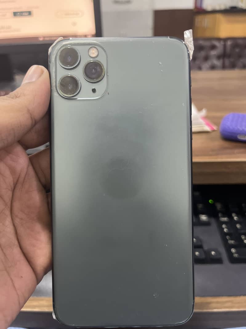 Apple iPhone 11 Pro Max 2