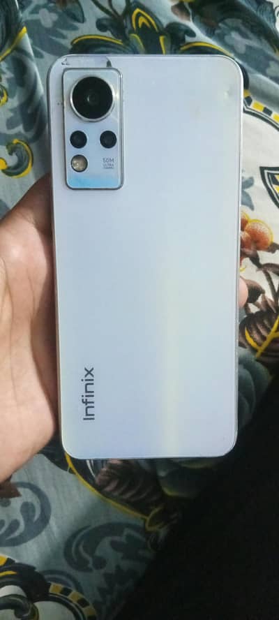 Infinix Hot 11