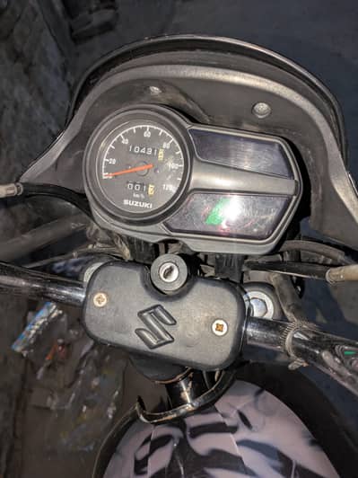 suzuki gd 110 self start all parts orignal just some straches