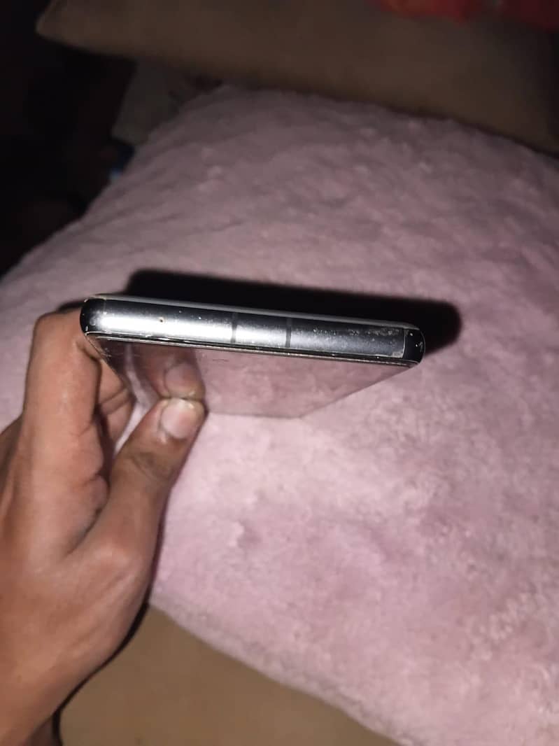 Google Pixel 7a 10/9 4