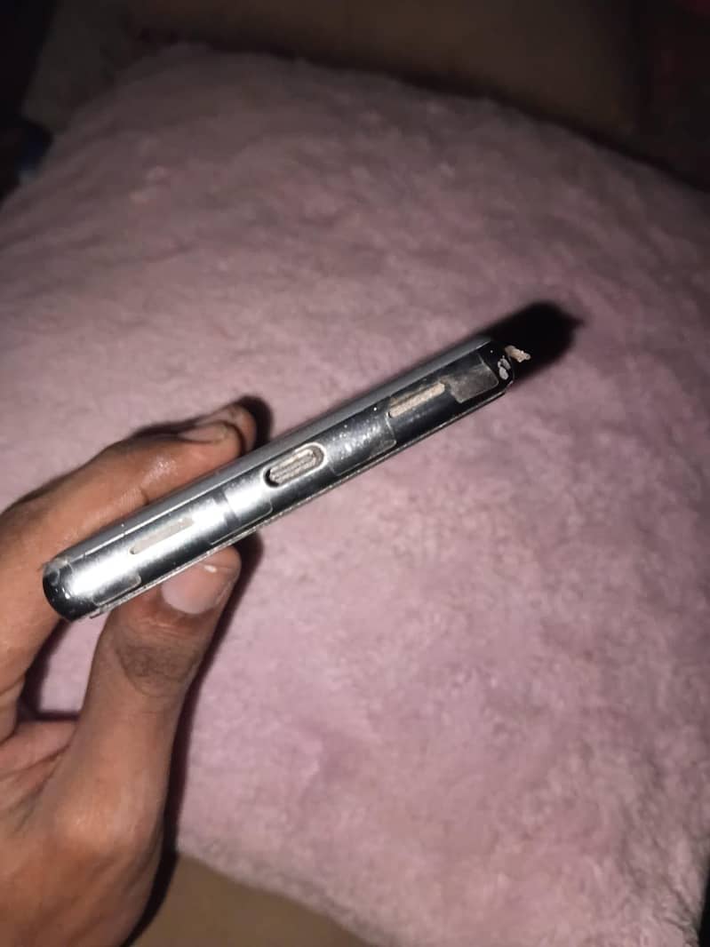 Google Pixel 7a 10/9 5
