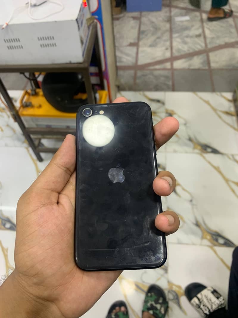 Apple iPhone SE 4