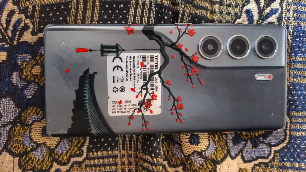 Tecno CAMON 40 Pro 0