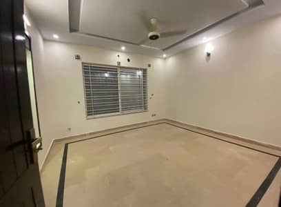 1 Kanal 3 Bedroom Portion for Rent E-11 Islamabad