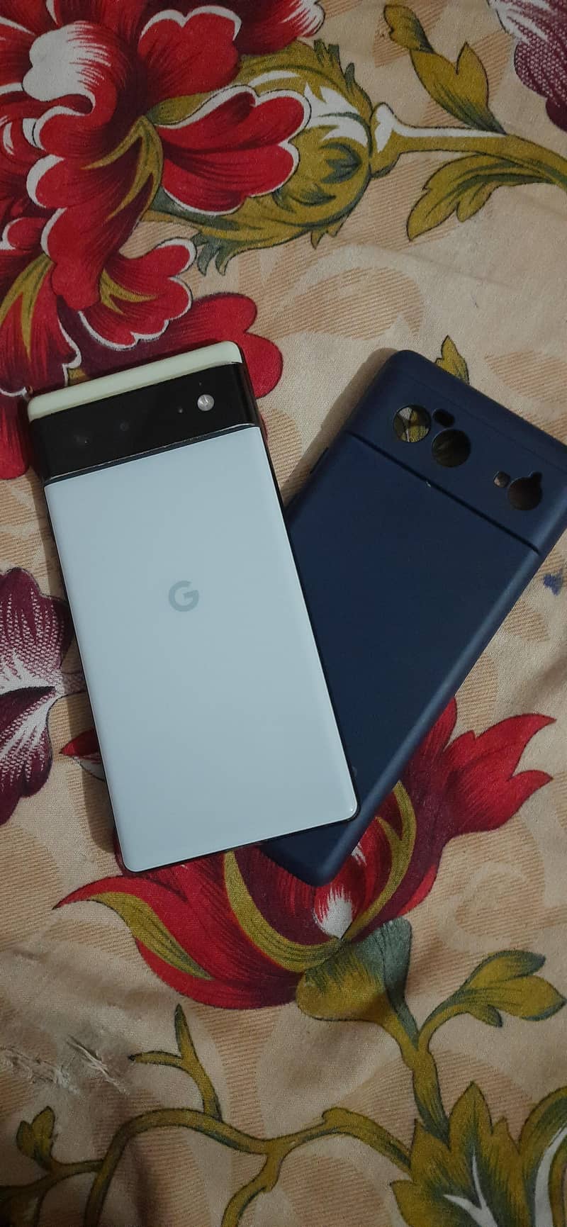 Google Pixel 6 4