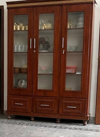 Crocery cupborad for dinning sets