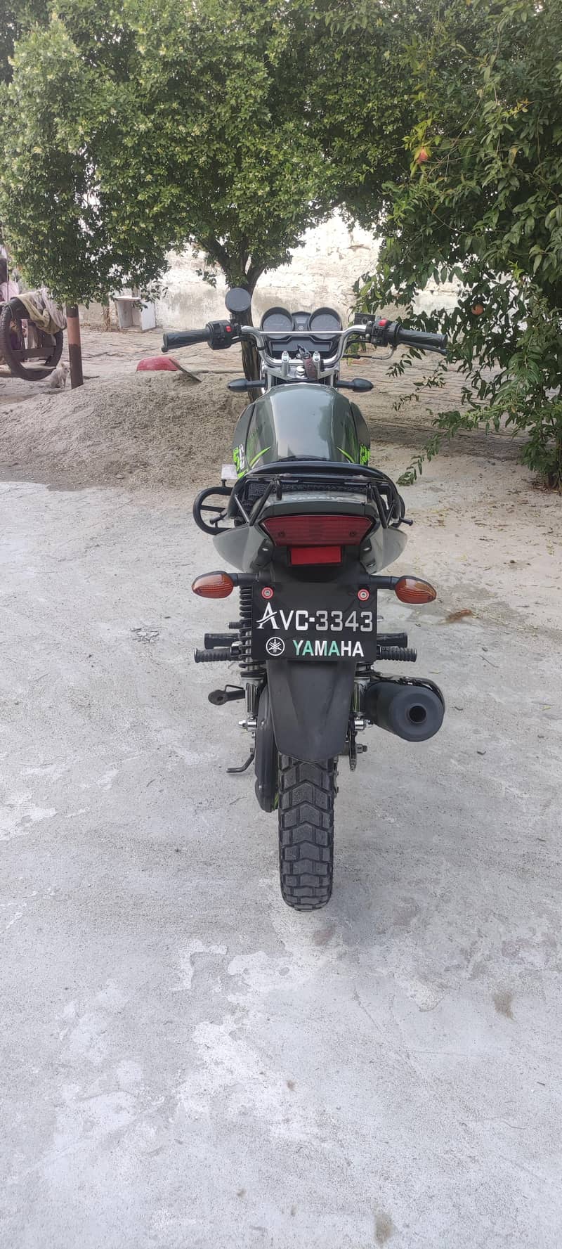 YBR125 1