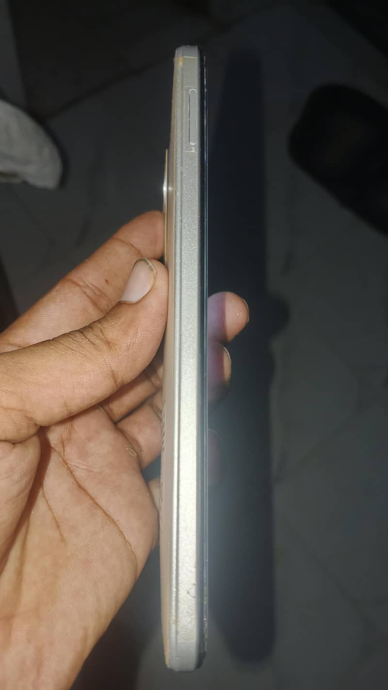 Infinix Note 11 1