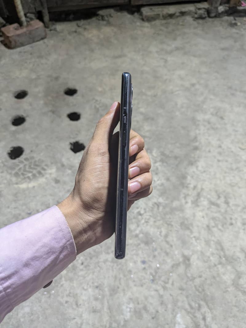 One Plus 9 Pro 3