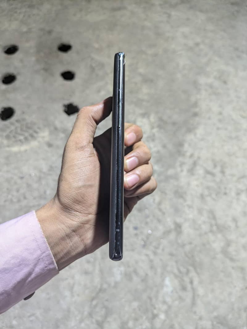 One Plus 9 Pro 4