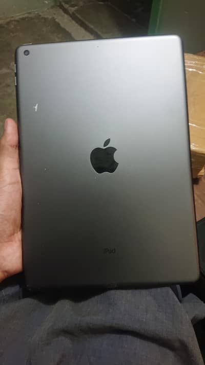 ipad 8 generation 128 gb with box