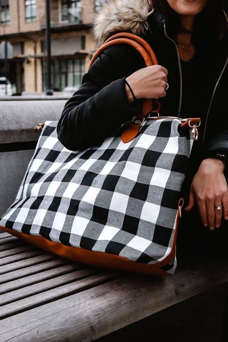Hand bag 13