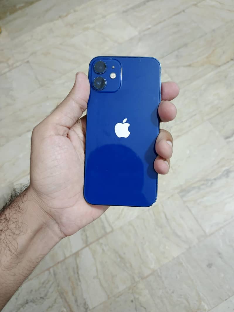 iPhone 12 mini 8