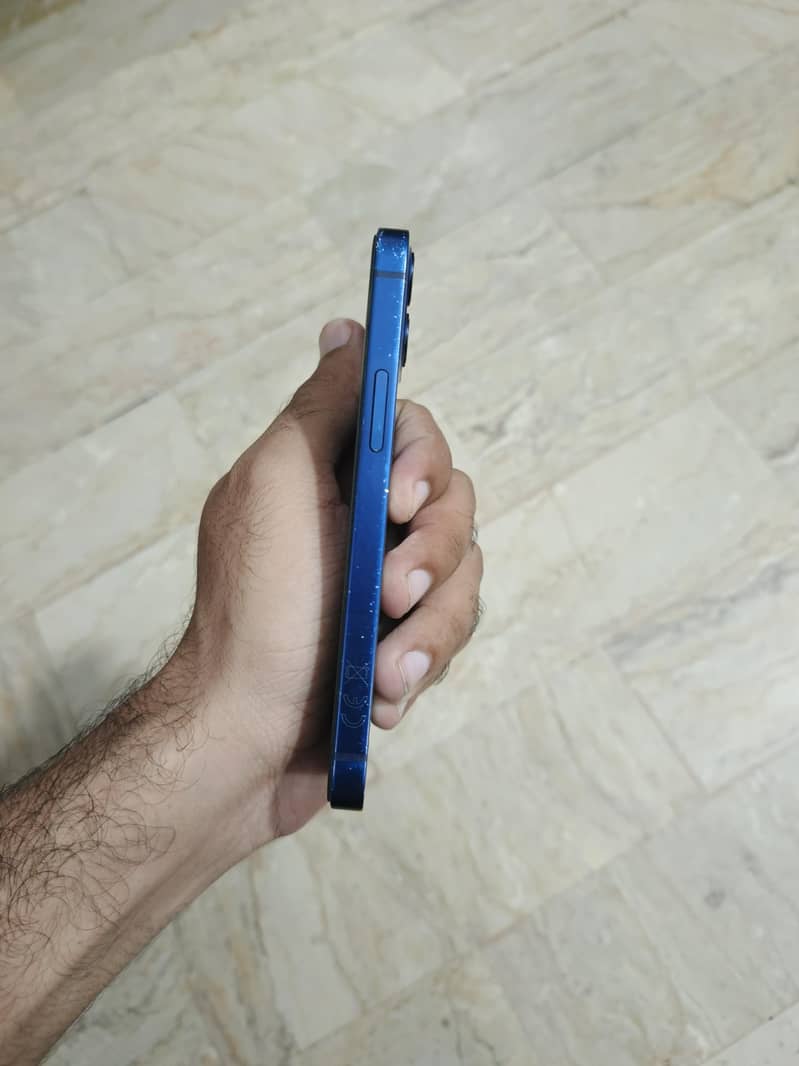 iPhone 12 mini 9