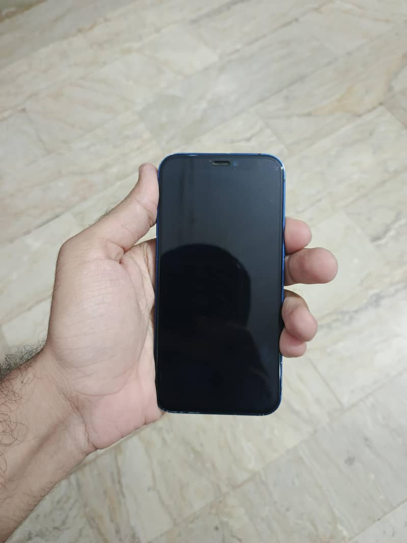 iPhone 12 mini 11