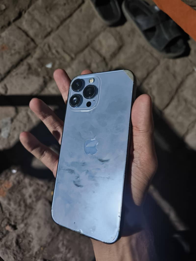 Apple iPhone 13 Pro Max 6