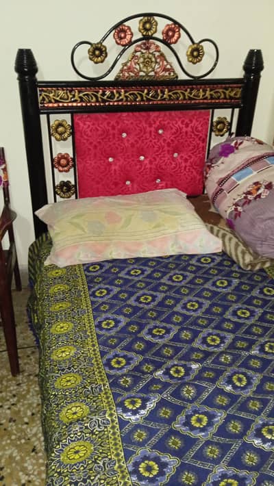 Single Bed for Sale – Strong & Stylish Iron/Metal Bed