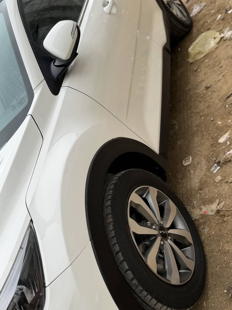 KIA STONIC E+ 2024 3