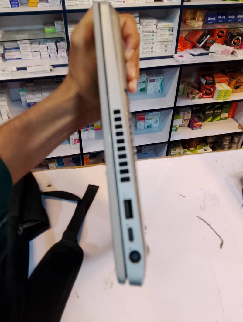 Laptop 2