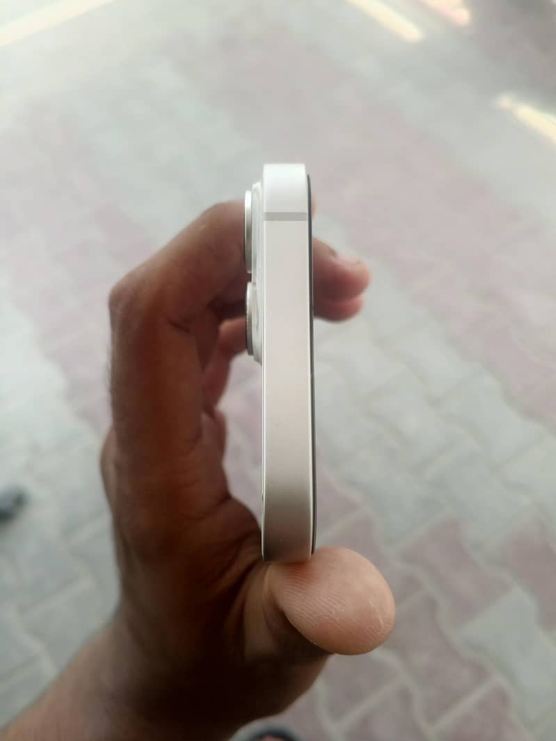 Apple iPhone 14 1