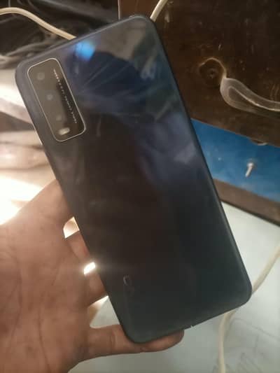 Vivo y20