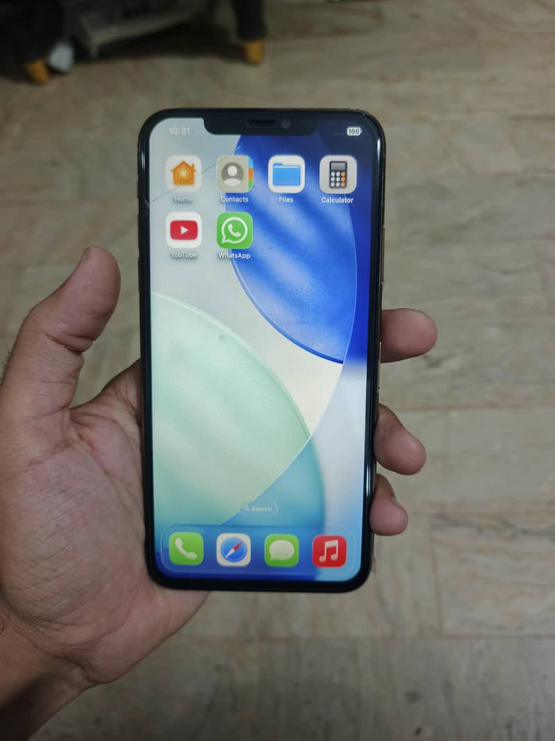 iPhone 11 Pro Max 0