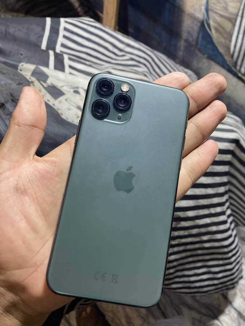 Apple iPhone 11 Pro 2