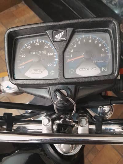 HondaHonda CG 125 – 2022 Model | 1st Owner | 24,500 KM Driven