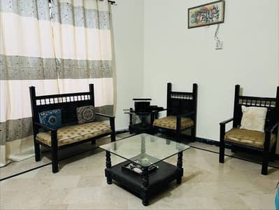 5 Seater Sofa with Center and Side Table
