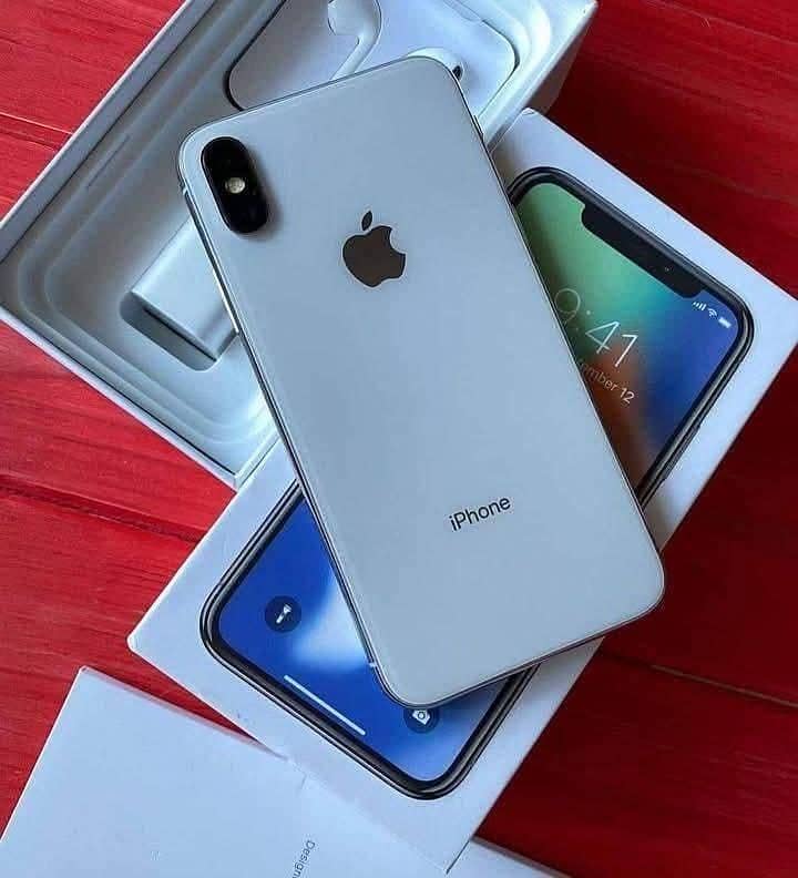Apple iPhone XS Max 3