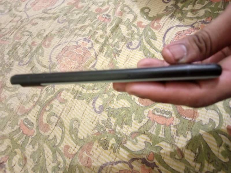 Google Pixel 6a 1