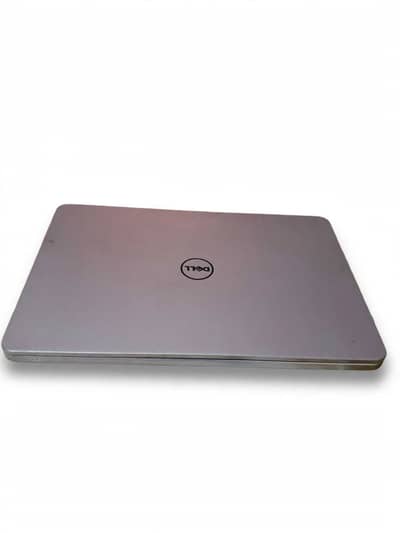 Dell Inspiron 15 7000 Series (Model 7537).
