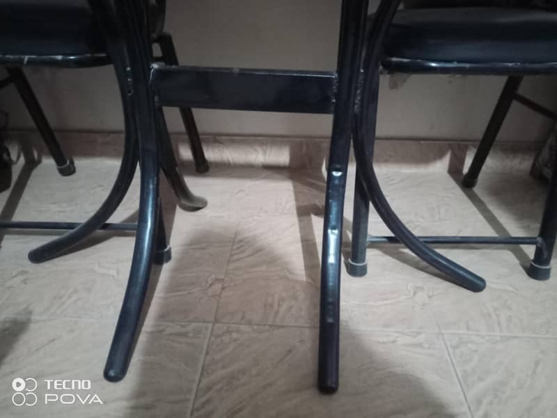 DINING TABLE 1