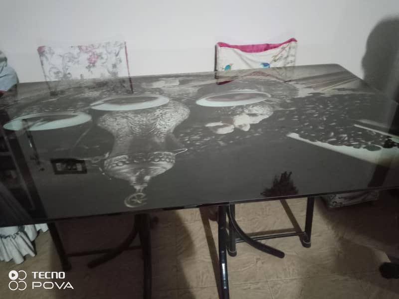 DINING TABLE 2