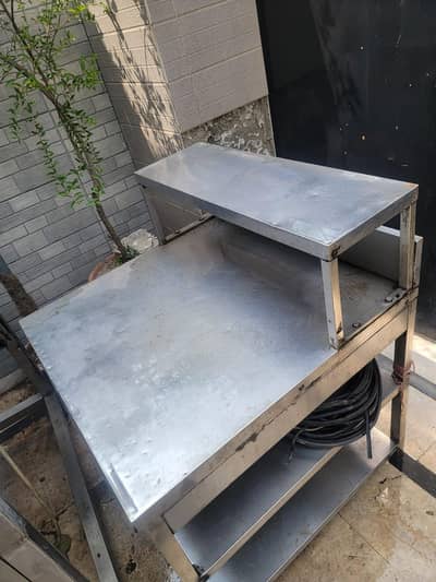 deck oven Chinna not south star  prep table piza make table sink fryer