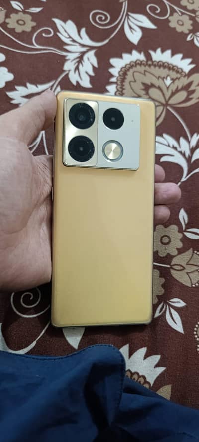 Infinix Note 40 Pro