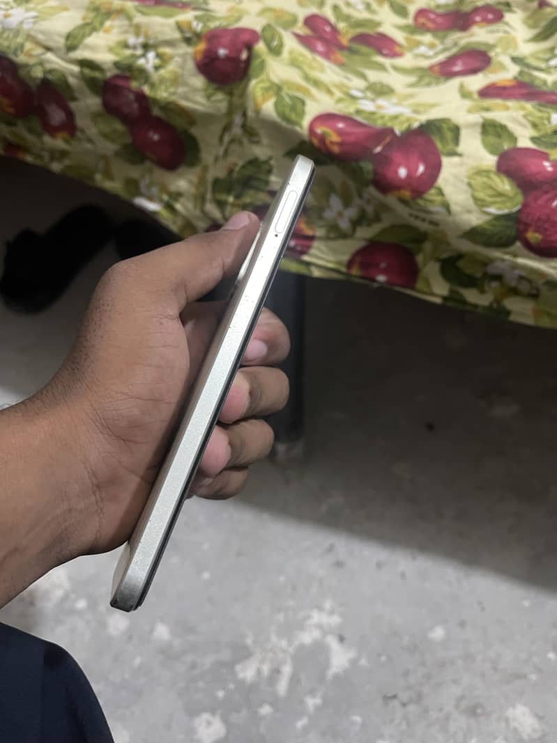 OPPO A38 5