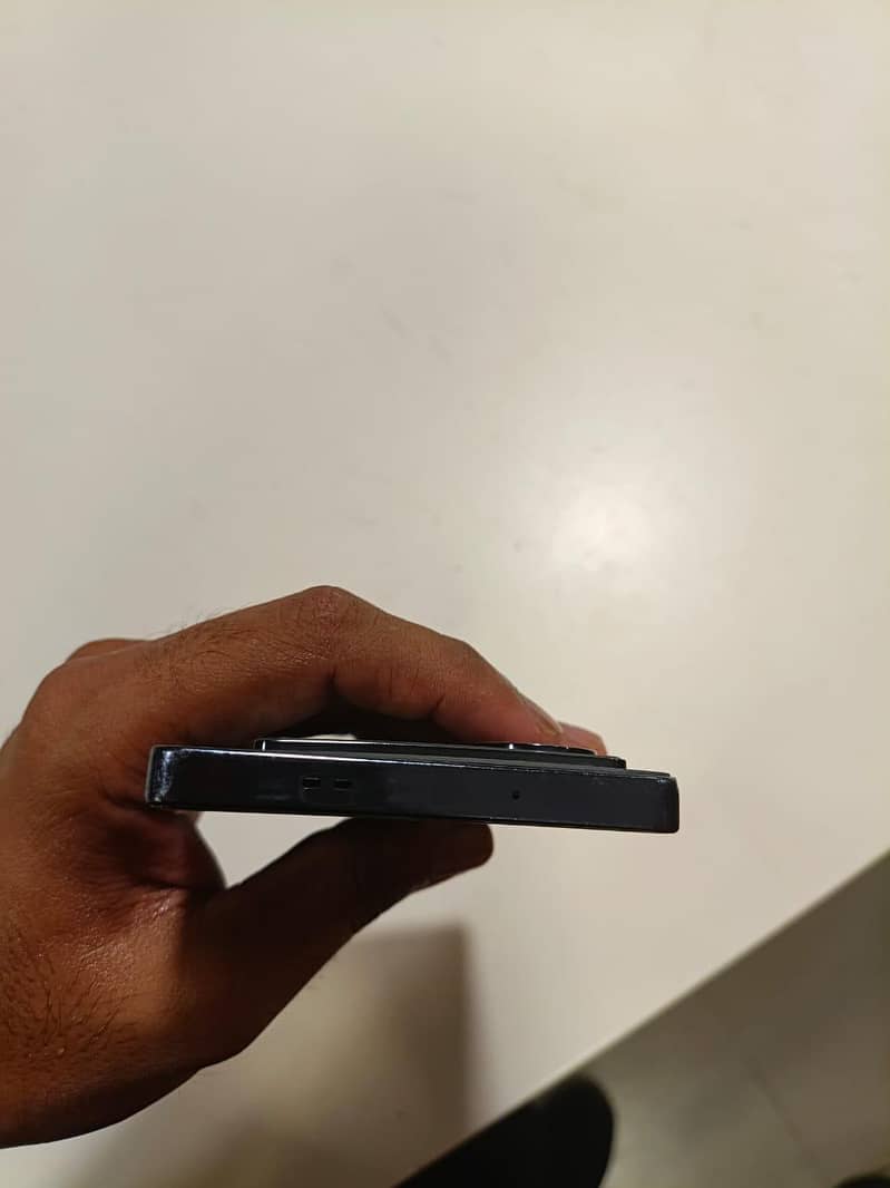 Infinix Note 40 5