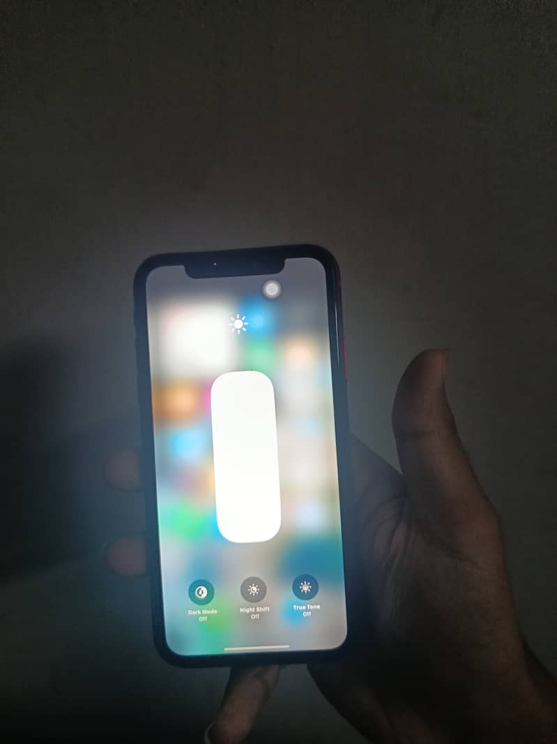 Apple iPhone XR 0