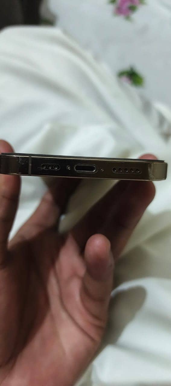 Apple iPhone 13 Pro 5