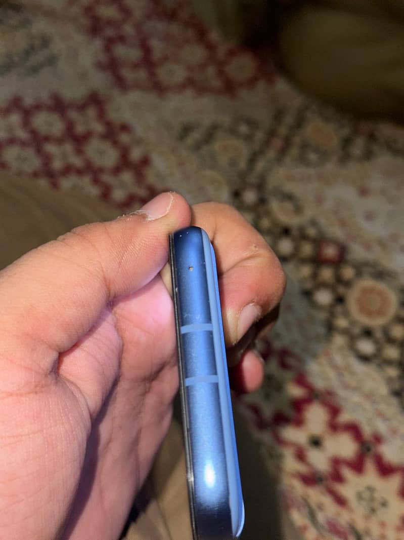 Google Pixel 8a 4