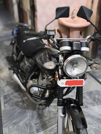Suzuki GS 150 Special edition 2021 ( Lahore Register) Self start
