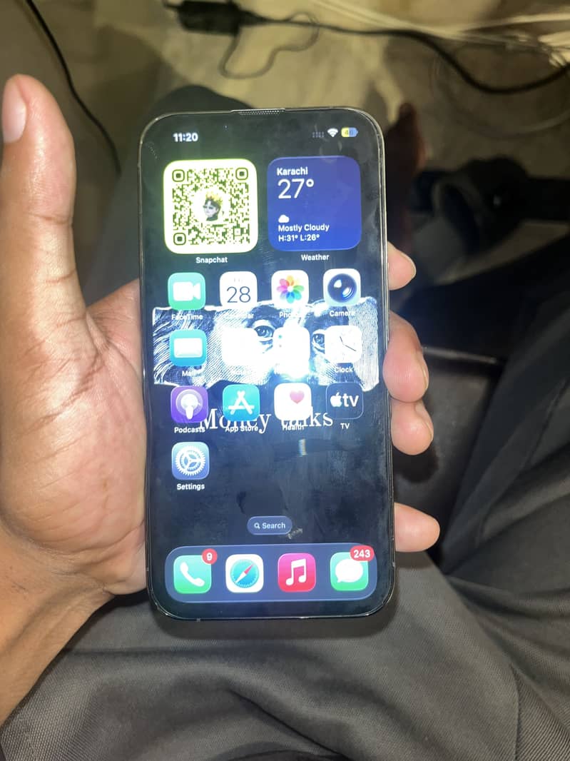 Apple iPhone 13 Pro 4
