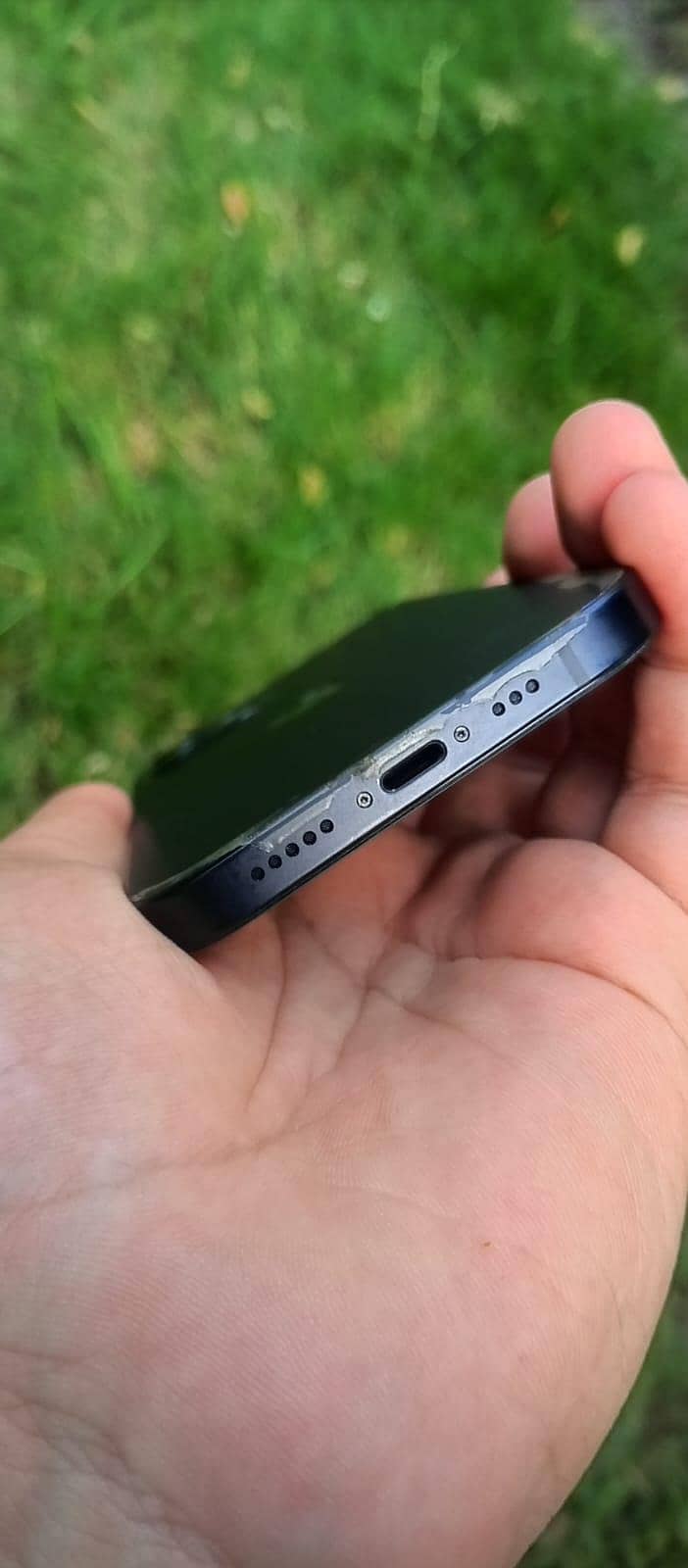 Apple iPhone 12 3